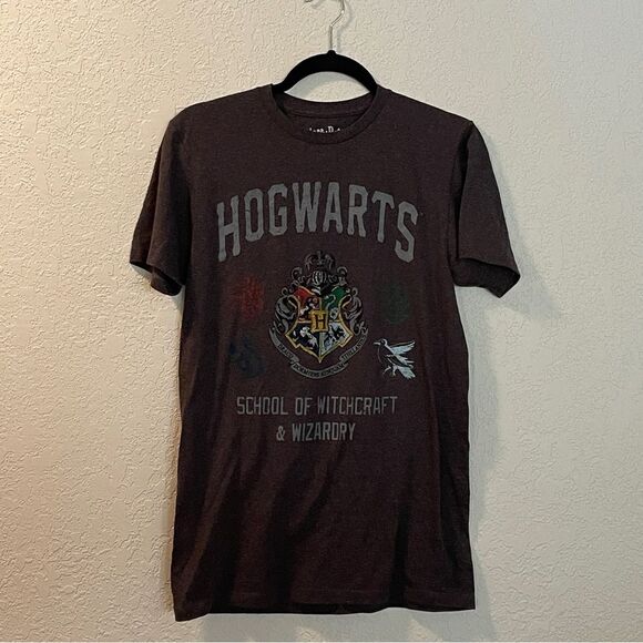 Harry Potter Hogwarts School of Witchcraft Wizardry Tee Shirt Top Size S - Picture 1 of 3